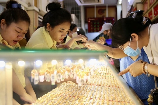 Dự báo giá vàng ngày mai 17/1/2025: Ngập tràn xúc tác, vàng lên thẳng 90 triệu đồng?