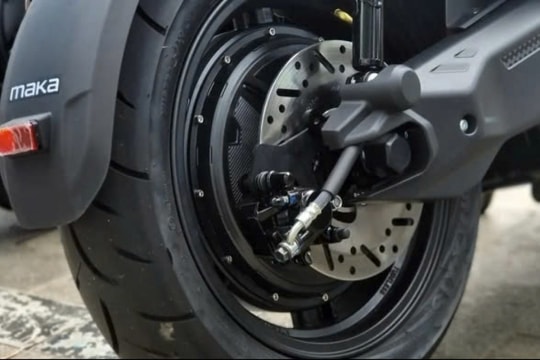 Tân binh xe máy gây sốt với ngoại hình cực chất, hiệu năng ấn tượng: Air Blade phải "e dè"