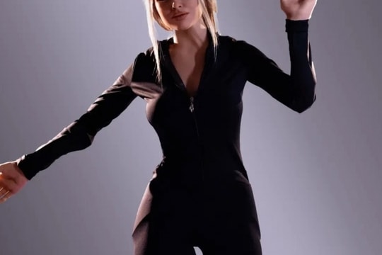 Chi 4,5 tỷ đồng, sở hữu ngay cô bạn gái robot siêu đẹp, chiều chuộng "từ A đến Z", sống như phim khoa học viễn tưởng!