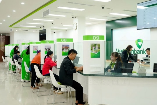 Lãi suất Vietcombank mới nhất tháng 1/2025: Gửi 100 triệu lãi gần 9,5 triệu đồng?