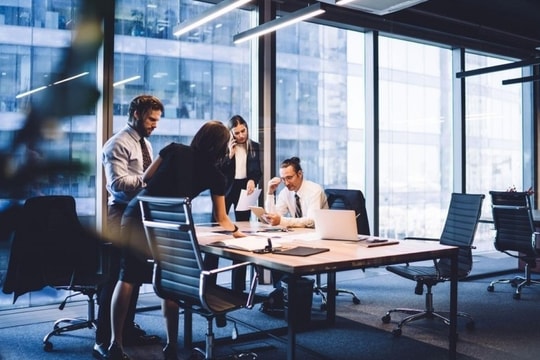 Khối ngoại thu hẹp giá trị bán ròng phiên 21/1, cổ phiếu bluechip là tâm điểm