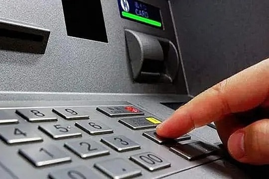Những lưu ý quan trọng khi rút tiền ở máy ATM ngày cận Tết