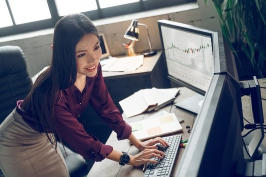 Khối ngoại đảo chiều giao dịch tích cực phiên 23/1, cổ phiếu tài chính đáng chú ý