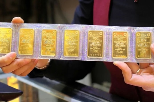 Dự báo giá vàng ngày mai 27/1/2025: Vàng sắp chạm mức kỷ lục, cần thận trọng trước yếu tố này