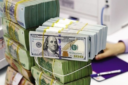 USD giảm sâu, Ngân hàng Nhà nước mạnh tay bơm ròng thanh khoản dịp cận Tết