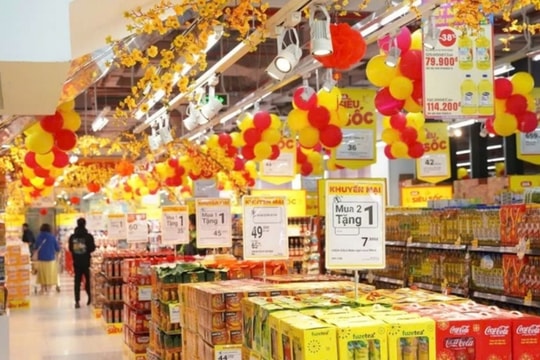 Giá nhiều mặt hàng ổn định trong ngày Mùng 1 Tết Nguyên đán Ất Tỵ