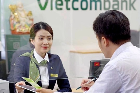 Ngân hàng mở “đại tiệc” lì xì đầu năm: Gửi ít vẫn có quà!