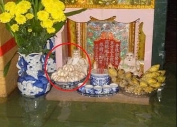 Ngày vía Thần Tài 2025: Đặt ngay những vật phẩm này lên bàn thờ để cả năm tiền tài dư dả