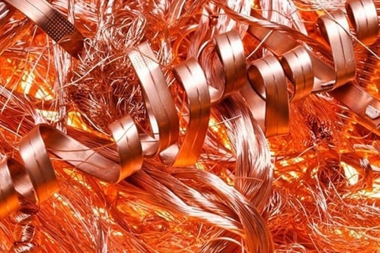 Giá đồng hôm nay 4/2/2025: Tăng mạnh nhưng vẫn đối mặt với rủi ro từ chính sách thương mại