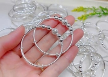 Vàng đắt đỏ, ngày vía Thần Tài mua bạc được không?