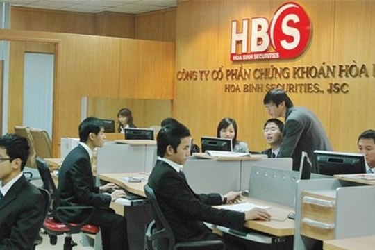 Mua vào 4,3 triệu cổ phiếu HBS, lãnh đạo Chứng khoán Hòa Bình vào ghế cổ đông lớn