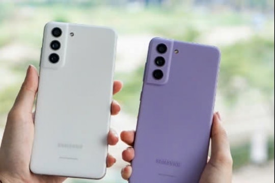 Samsung Galaxy S21 FE gây sốt trở lại đầu tháng 2/2025: Hiệu năng vẫn ngon, giá về "cỏn con"