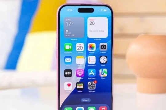 Giá iPhone 16 "rớt thê thảm" sau Tết: Mức giá mới khiến fan nhà Táo "đứng ngồi không yên"