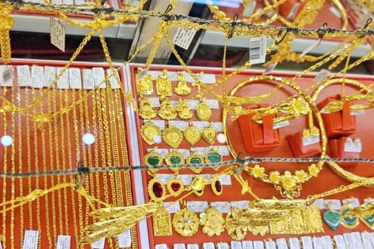 Dự báo giá vàng ngày mai 8/2/2025: Thị trường sẽ "hạ nhiệt" sau ngày vía Thần Tài?