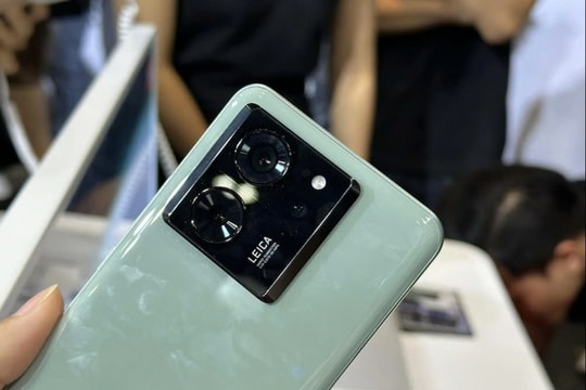 Xiaomi 13T gây bão khi giảm giá mạnh: Cấu hình xứng danh "cỗ máy quái vật"