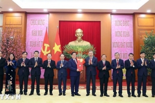 Tinh gọn bộ máy: Thống nhất, đồng bộ trong cả hệ thống chính trị