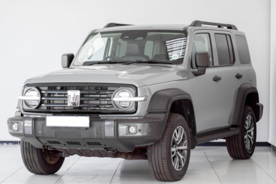 Đối thủ của Ford Everest lộ diện tại đại lý: Công nghệ cao, trang bị hiện đại, giá khá "căng"