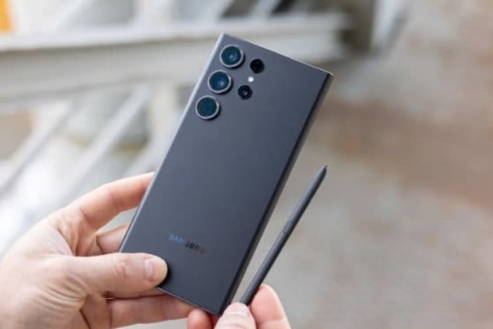 Bảng giá Samsung Galaxy S23 giữa tháng 2/2025: Galaxy S23 Ultra giảm cực mạnh, giờ ai cũng có thể mua