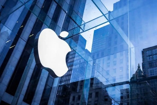 Chứng khoán Mỹ nhích nhẹ, cổ phiếu Apple lấy lại vị thế vốn hóa lớn nhất thế giới