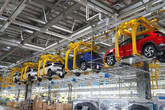 Kéo dài chương trình ưu đãi thuế công nghiệp hỗ trợ ô tô đến hết năm 2027