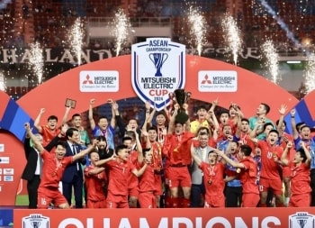 "Nhà vua tự xưng" của Đông Nam Á phấn khích chờ đối đầu với đội tuyển Việt Nam