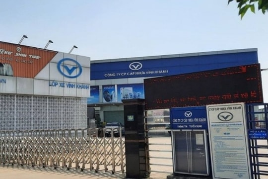 Cổ phiếu VKC Holdings bị hạn chế giao dịch, Chủ tịch vẫn mạnh tay gom mua