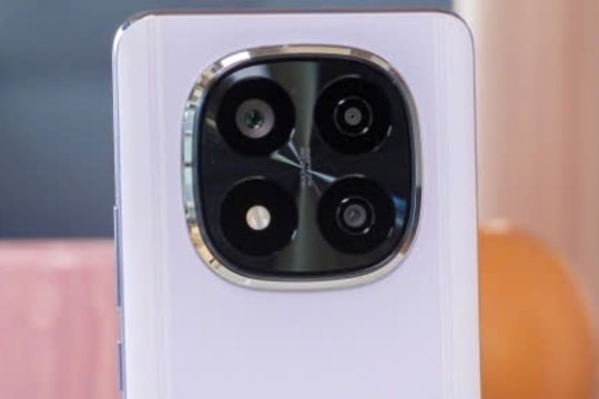 Chưa đến 11 triệu, "cỗ máy" nhà Xiaomi này trang bị khủng hơn cả iPhone 16 và Galaxy S25 Ultra