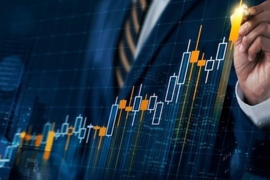 Chứng khoán khởi sắc, nhóm tài nguyên bứt phá với điểm sáng từ MSR, HSG và NKG