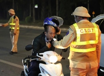 Từ 15/2, CSGT tăng cường kiểm tra nồng độ cồn, thực hư mức phạt tiền còn cao hơn cả Nghị định 168?