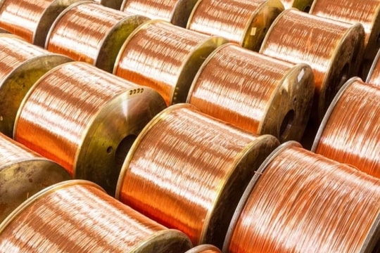 Giá đồng hôm nay 17/2/2025: Giảm nhẹ trên sàn LME, triển vọng thị trường vẫn tích cực