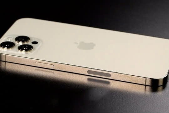 Bỏ xa nhiều flagship mới, iPhone 12 Pro Max vẫn “bất tử” sau 5 năm