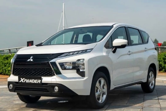 Mitsubishi Xpander giảm "chạm đáy" giữa tháng 2/2025: Cơ hội "vàng" cho khách Việt!