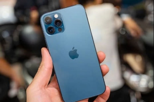 Chiếc iPhone "Pro" từng khiến thế giới "trầm trồ" nay rẻ ngang điện thoại tầm trung