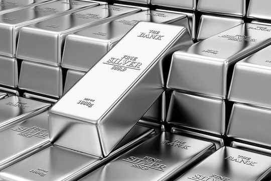 Giá bạc hôm nay 18/2/2025: Bật tăng sau phiên ổn định, giá vàng thêm lần nữa vượt mốc