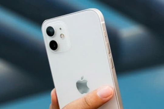 "Quà quý" nửa cuối tháng 2/2025 từ nhà Táo: Khi iPhone 12 đập hộp giảm sâu, rẻ như "thanh lý"