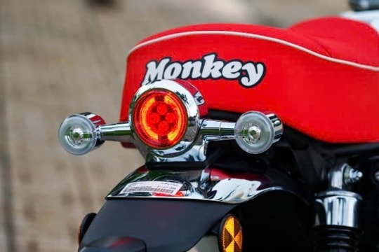 Chiếc xe máy sẵn sàng "đấu" với Honda Super Cub: Ngoại hình "hút hồn" dân chơi, giá "khá chát"