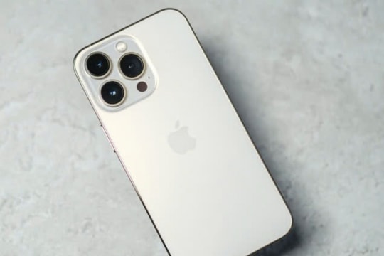 Giá iPhone 13 Pro giảm “thủng đáy” nửa cuối tháng 2/2025: Sắm “dế mới” đẳng cấp "dân chơi"