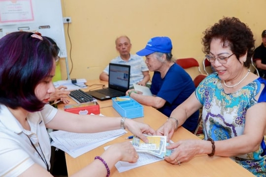 Đóng bảo hiểm xã hội muộn vẫn có lương hưu: Quy định mới giúp hàng triệu lao động yên tâm