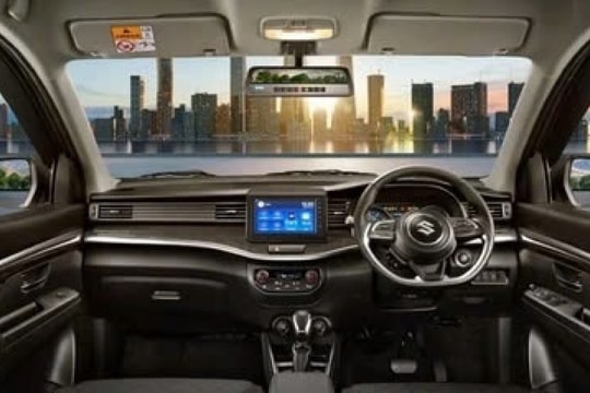 Suzuki XL7 Hybrid giảm giá "sập sàn": Xpander và Veloz có liệu có "đứng vững"?