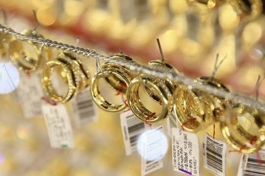 Giá vàng nhẫn hôm nay 21/2: Biến động trái chiều, nhiều thương hiệu điều chỉnh giảm