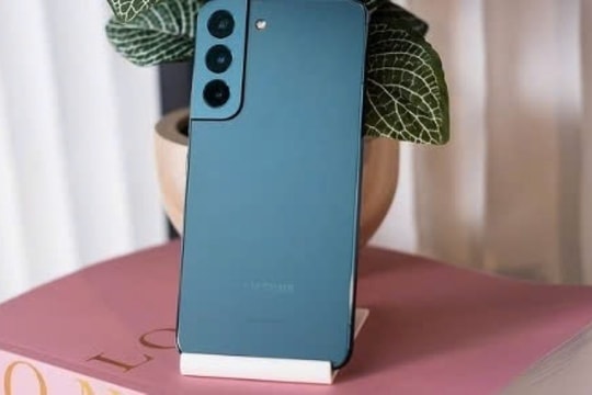 Samsung Galaxy S22 Plus về giá siêu rẻ: Flagship "đình đám" nay chỉ bằng điện thoại tầm trung