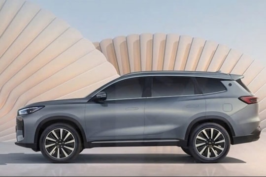 Ra mắt SUV hybrid rẻ nhất thế giới: Chỉ tiêu thụ chỉ 1,3L/100 km, trang bị "ngập mặt"