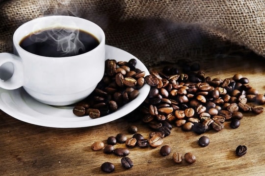 Dự báo giá cà phê ngày 25/2/2025: Tiến sát đỉnh lịch sử, giá trong nước liệu có tăng cao?