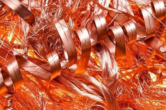 Giá đồng hôm nay 25/2/2025: Giá đồng lao dốc do tồn kho tăng