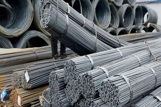 Xuất khẩu thép giảm trong tháng 1/2025