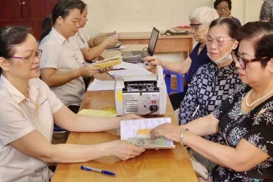 Chi tiết lịch chi trả lương hưu tháng 3/2025: Những ai nhận tiền mặt cần lưu ý