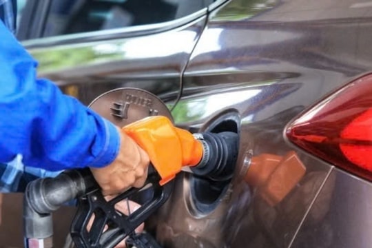 Giá xăng dầu hôm nay 27/2/2025: Biến động nhẹ, giá dầu chịu áp lực giảm