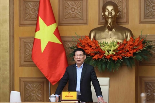 Phó Thủ tướng chỉ đạo tăng cường công tác thanh tra, xử lý nghiêm hành vi buôn lậu vàng