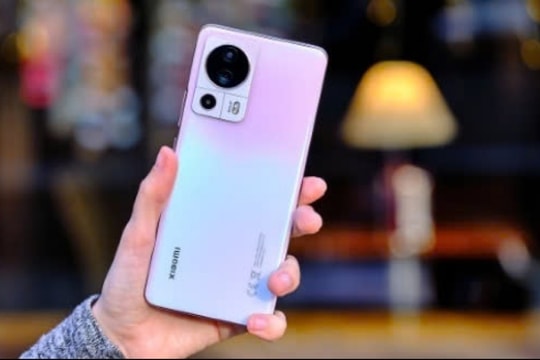 Xiaomi 13 Lite giá "rẻ như bèo", hiệu năng vẫn xịn sò hơn nhiều smartphone tầm trung