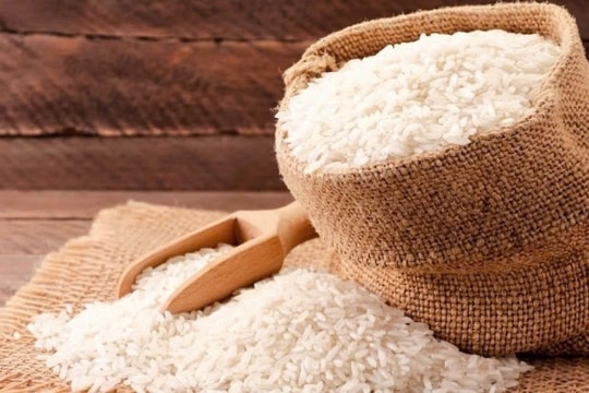 Giá lúa gạo hôm nay 3/3/2025: Thị trường trong nước đứng yên, xuất khẩu lại đầy biến động